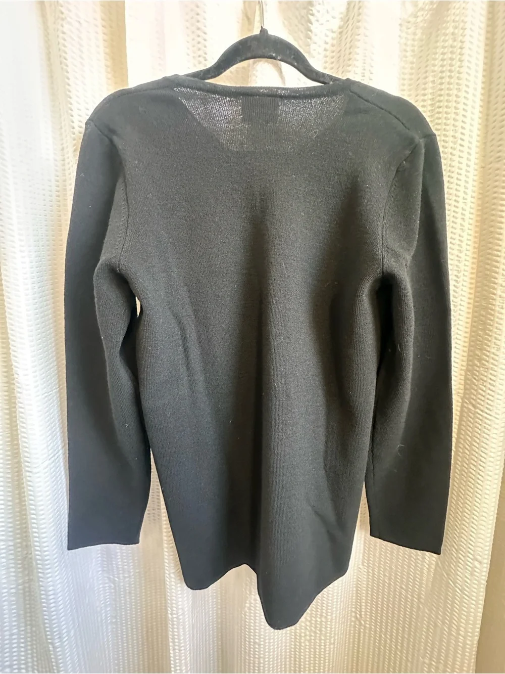 Everyday V-Neck Sweater in Black